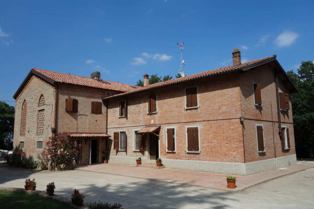 Agriturismo Molino Nuovo Кастель Сан Петро Терме Экстерьер фото